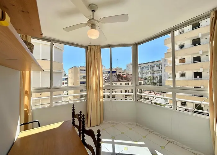 Apartamento In Center With Parking In The Building