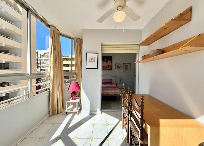 Apartamento In Center With Parking In The Building Marbella