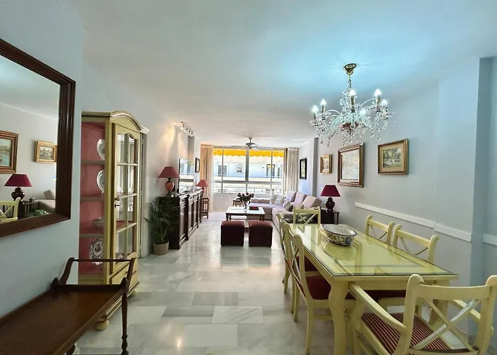 In Center With Parking In The Building Marbella