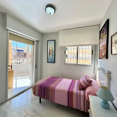 Apartamento In Center With Parking In The Building *