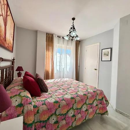 Apartamento In Center With Parking In The Building Marbella