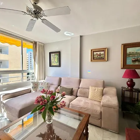 Apartamento In Center With Parking In The Building Marbella