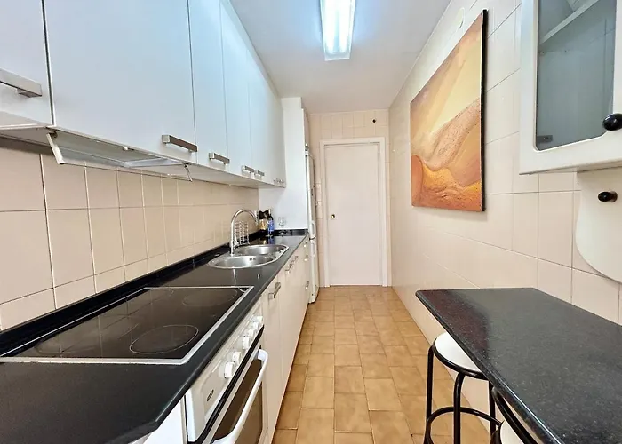 In Center With Parking In The Building Appartamento Marbella